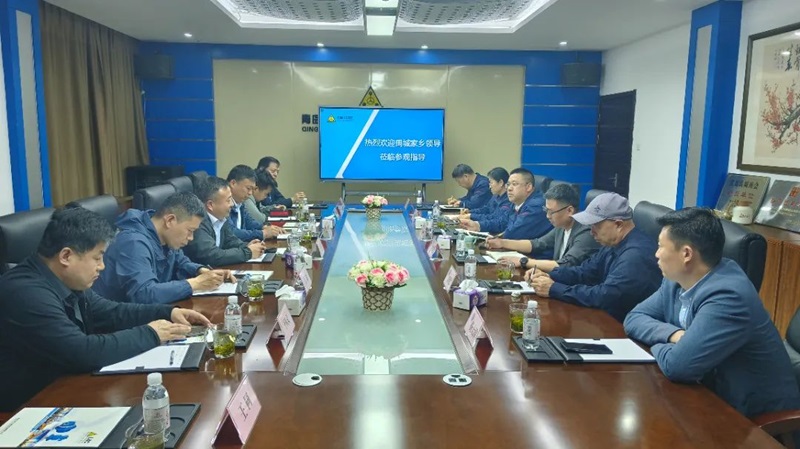 禹城领导莅临青岛力克川参观指导4.jpg 禹城领导莅临青岛力克川参观指导4.jpg